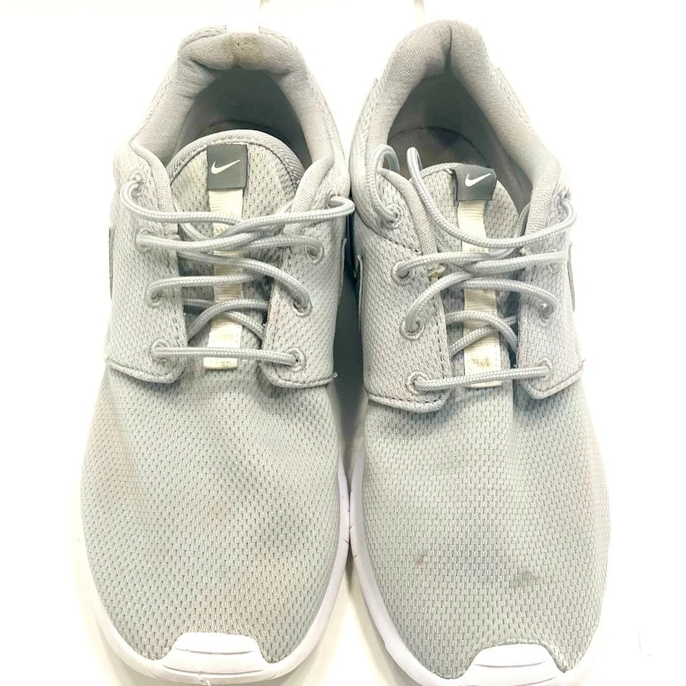 Nike Roshe One (GS) Wolf Grey White Youth Size 6Y 599728-028 Running